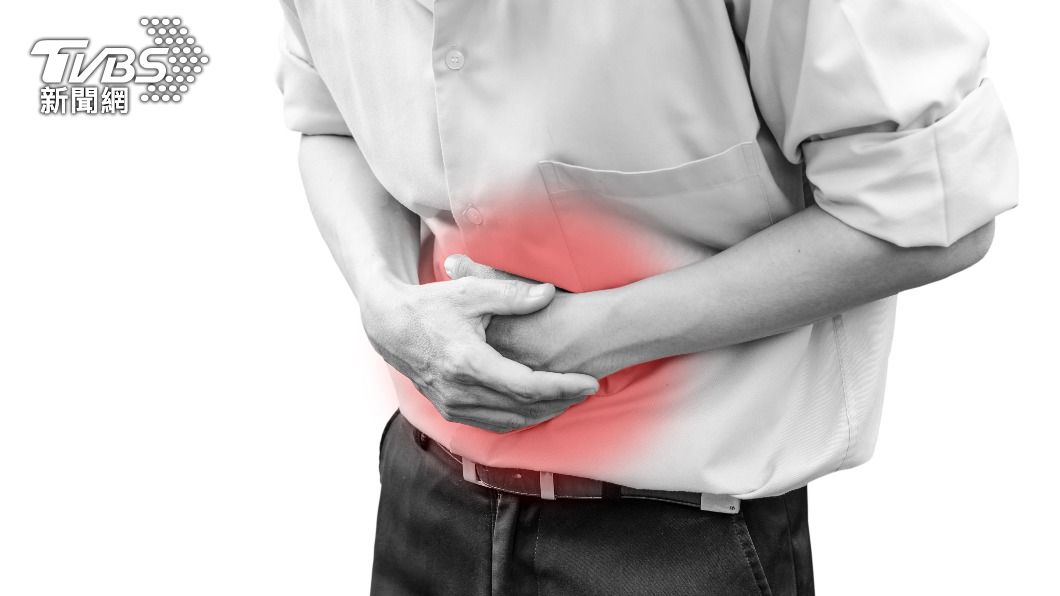 該名病患因腹痛就醫。(示意圖/shutterstock達志影像)