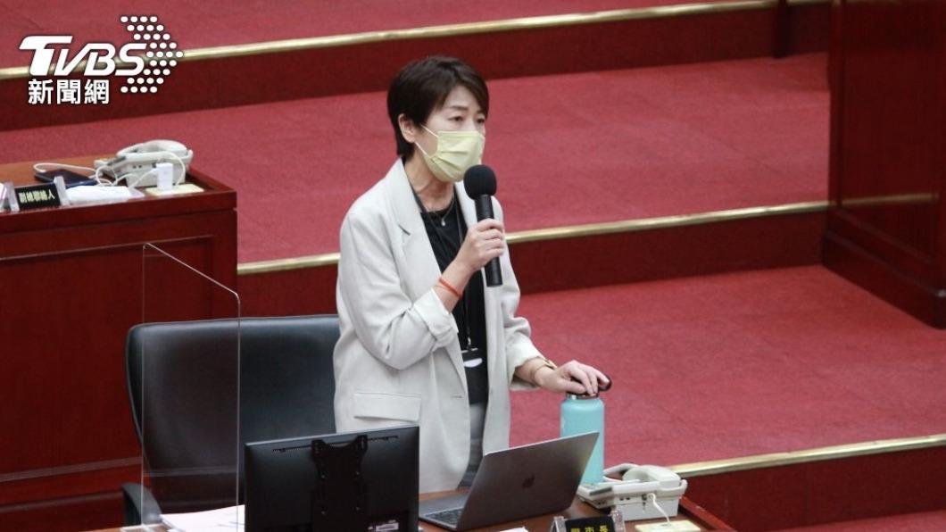 夏立言訪陸惹議 黃珊珊批時機不宜:現在就叫「投降」