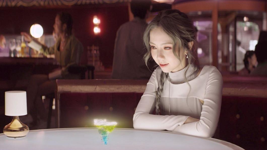 鄧紫棋加入新東家。(圖/華納音樂提供)