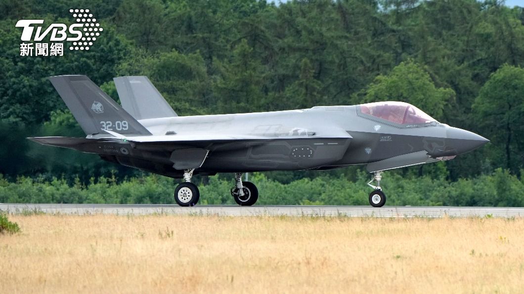 義大利空軍現役F-35A戰機現身德國航展。（圖/達志影像美聯社）