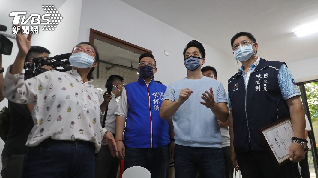 陳時中交接典禮拜票 蔣萬安批綠營用行政資源選舉