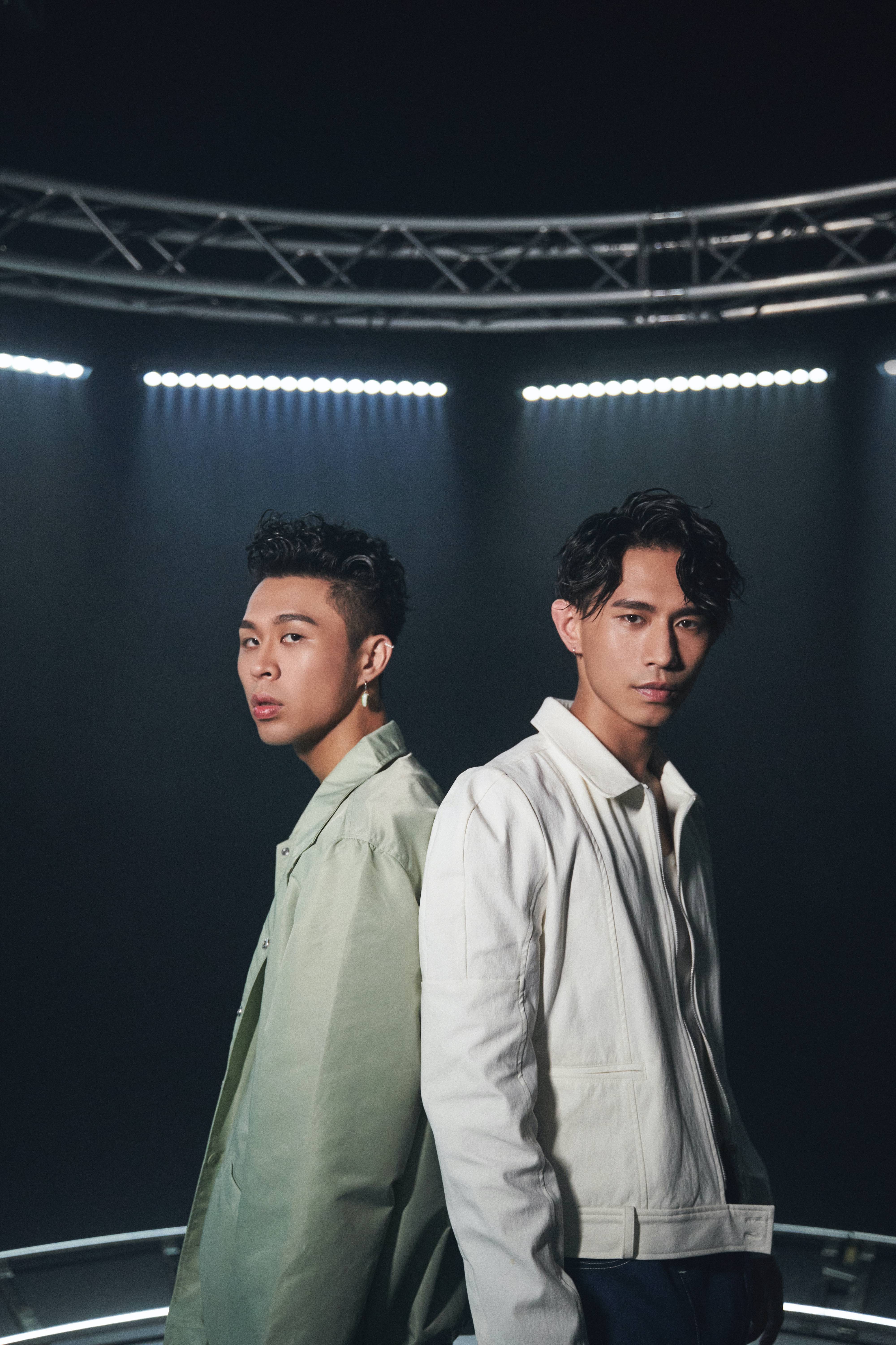 同理和柏霖對於能唱棒球節目主題曲,感到熱血沸騰。(圖/索尼音樂提供)