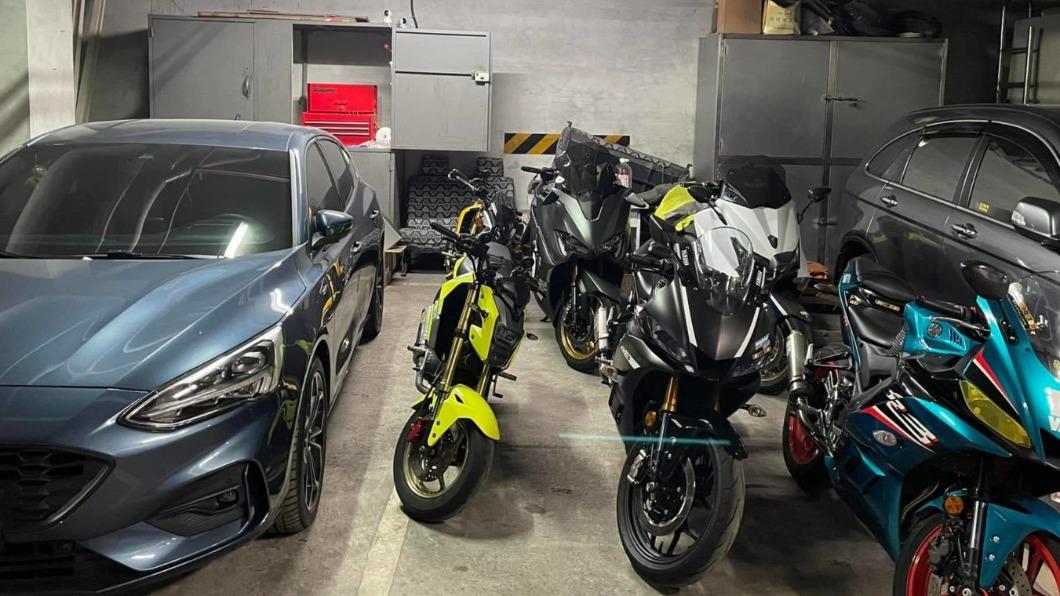 搭哥吉拉順風! 人夫重拾希望:外面8輛車車能回家了吧