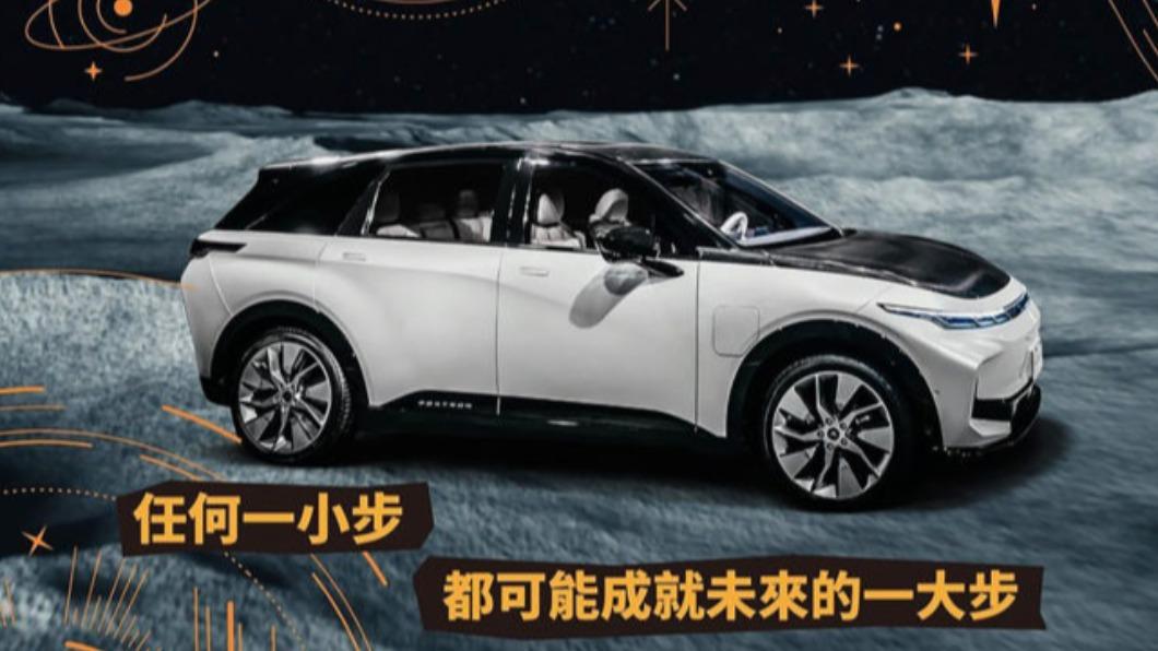鴻海首款電動休旅曝光!合作納智捷 Model C突襲亮相