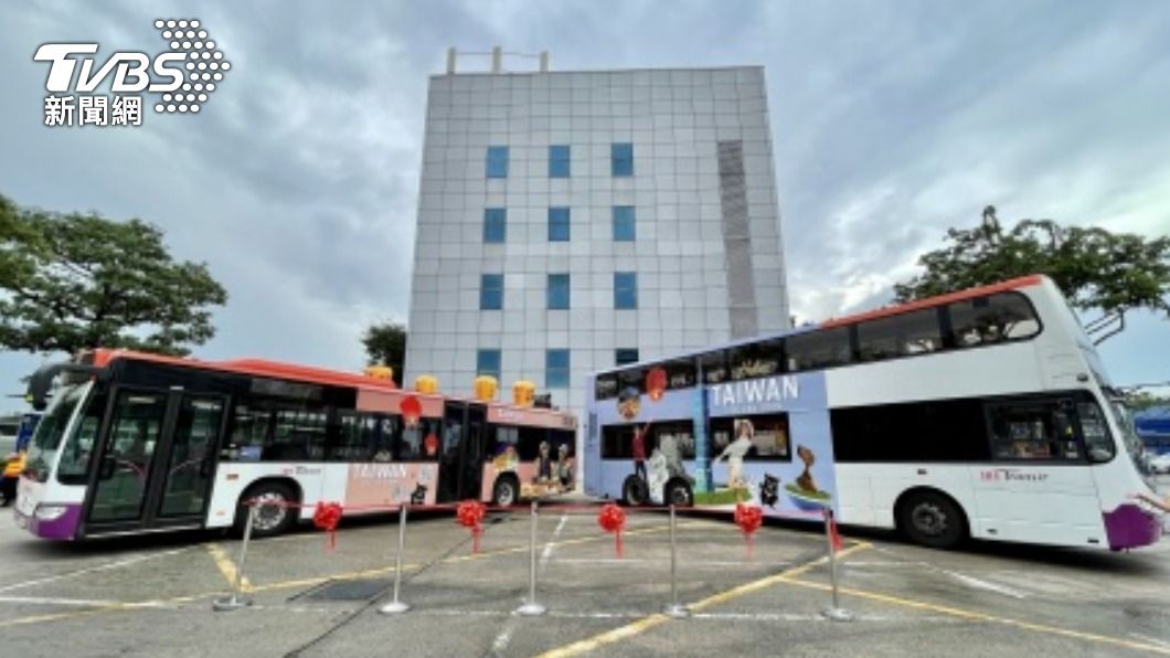 觀光局今天起在新加坡推出台灣觀光主題巴士。（圖／中央社）
