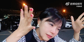 劉樂妍嘆直播沒人看。(圖/翻攝自劉樂妍微博)