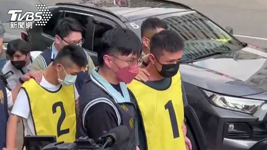 劉姓主嫌遭警方逮捕。（圖／TVBS）