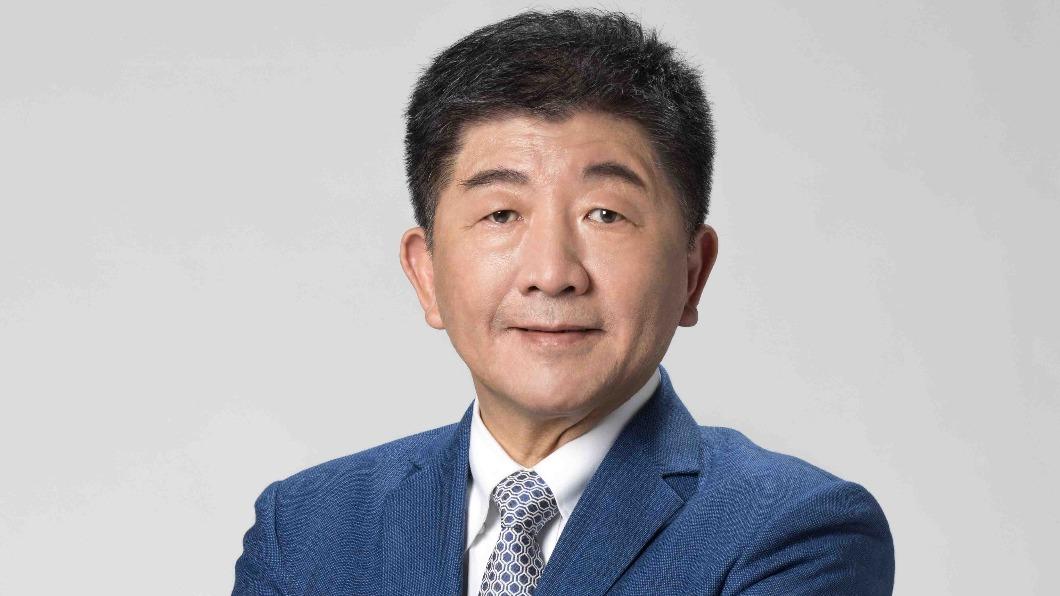 毛孔好大!台北大叔換頭貼引萬讚 不修圖「阿中原味」