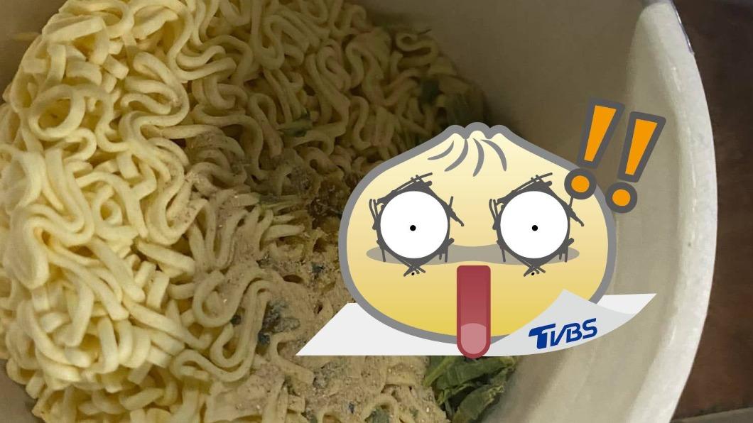 超幸運!他打開泡麵驚見「中獎畫面」 網讚嘆:有夠蝦