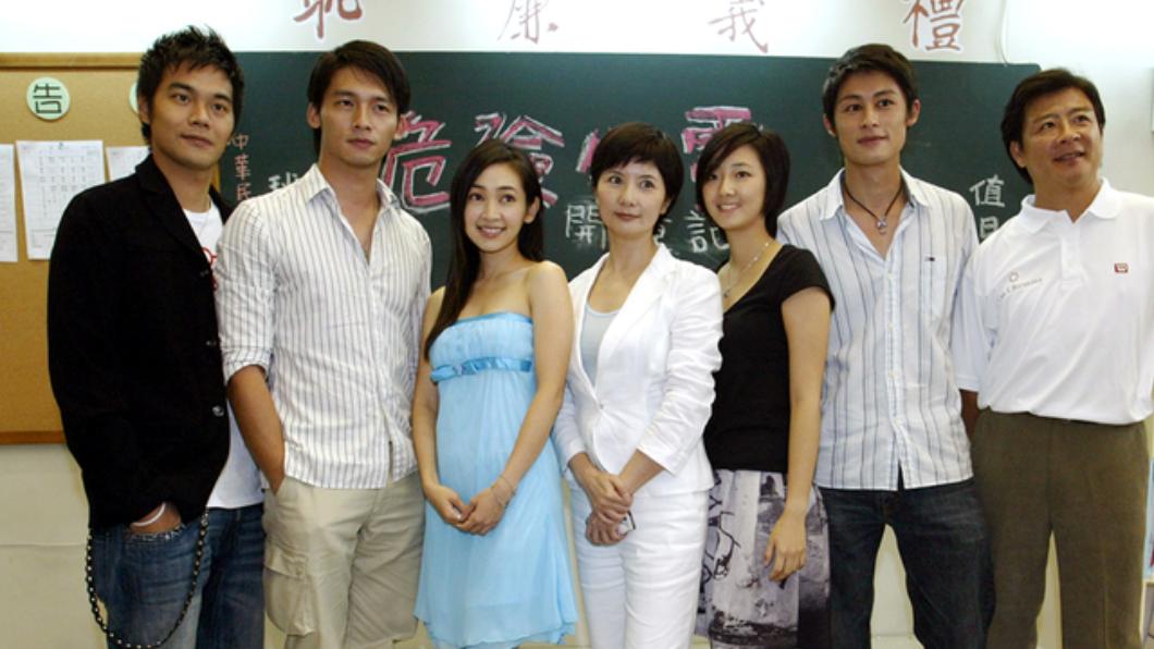 《危險心靈》演員郭世倫﹝左起﹞、溫昇豪、蔡燦得、李烈、桂綸鎂、李肇恭、蔡阿炮。(圖\聯合報系資料照 郭肇舫攝影)