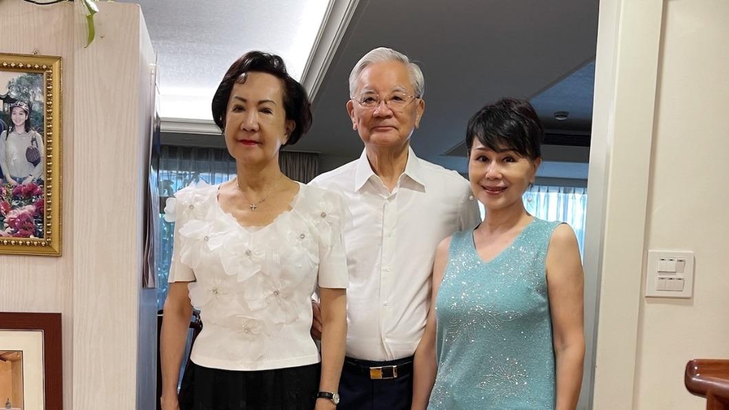 大病初癒！連戰出版回憶錄　319選前之夜講稿首曝光