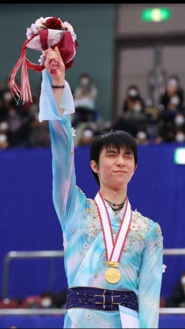 羽生結弦9歲時出道,年紀輕輕就在各大國際賽事中有亮眼的表現。(圖/圖/翻攝自 IG yuzu_yuzuru)