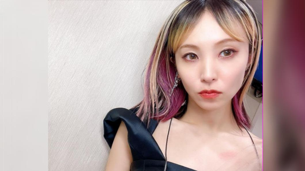 消息傳出後,LiSA一度宣布暫停活動。(圖/翻攝自xlisa_olivex IG)