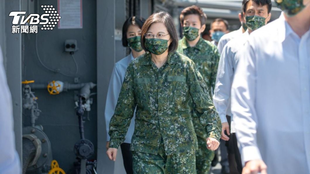 綠中常會探討全民防衛 蔡英文關切「教官為何退出校園?」