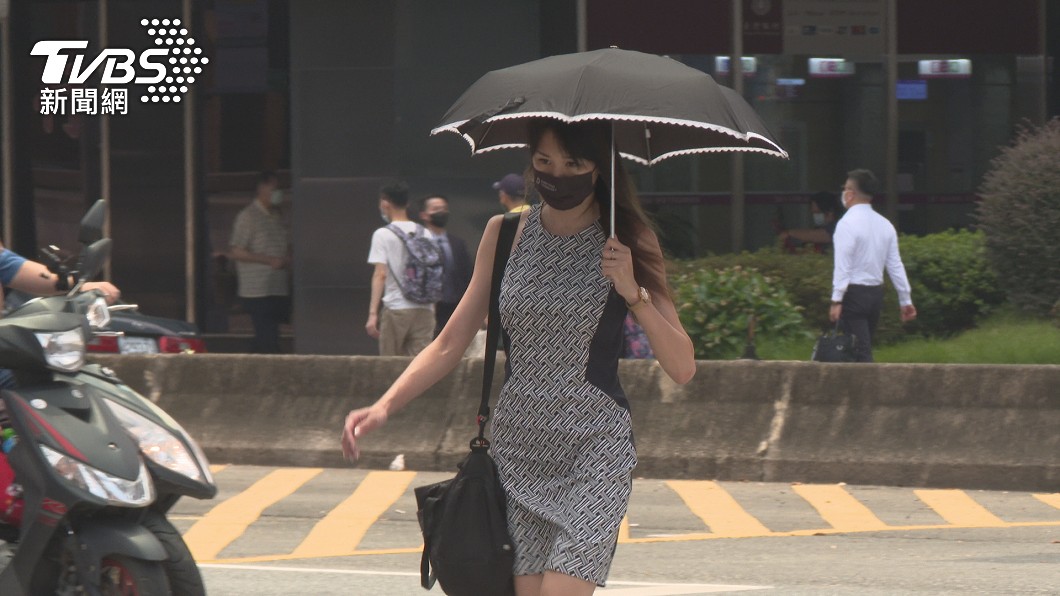 東北風吹走秋老虎!週三起北部降溫轉雨 一路濕涼到週五
