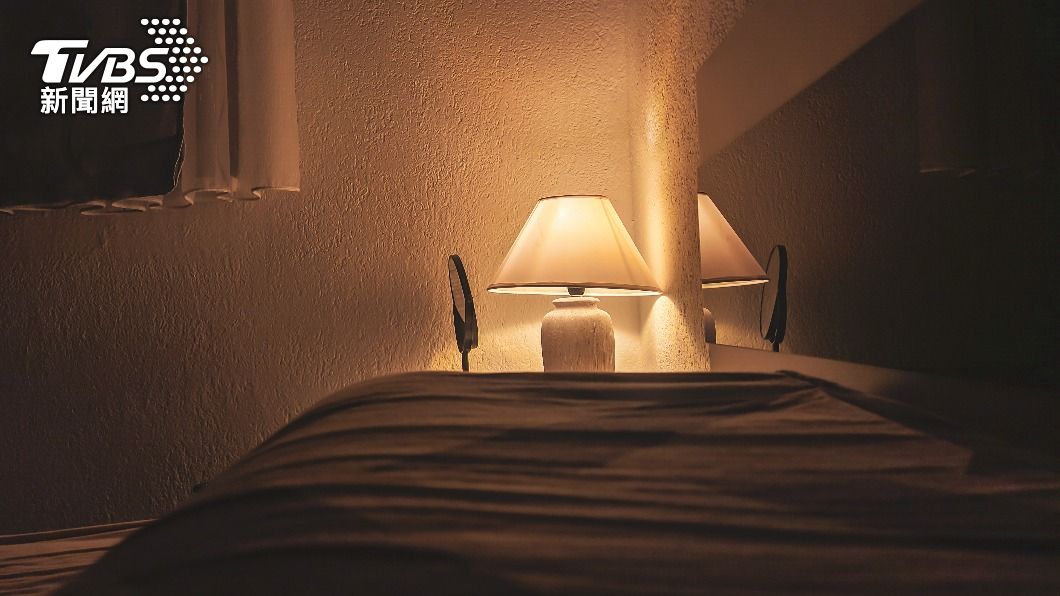 剩2天鬼門開!半夜睡覺「必留1盞燈」 觸犯狠衰整年