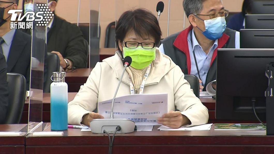 高雄4連霸議員陳信瑜貪助理費500萬交保 宣布「退選」