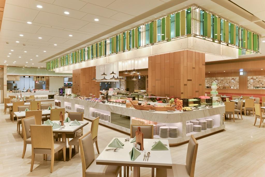 台北六福萬怡酒店於8月1日至8月15日間則推出情人節大餐。(圖/業者提供)