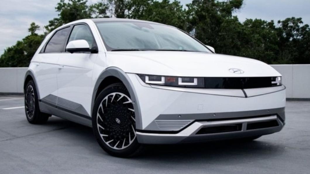 Ioniq 5的電耗是114 MPGe，但是MPGe這個單位有些讓人難以理解。（圖／現代汽車提供）