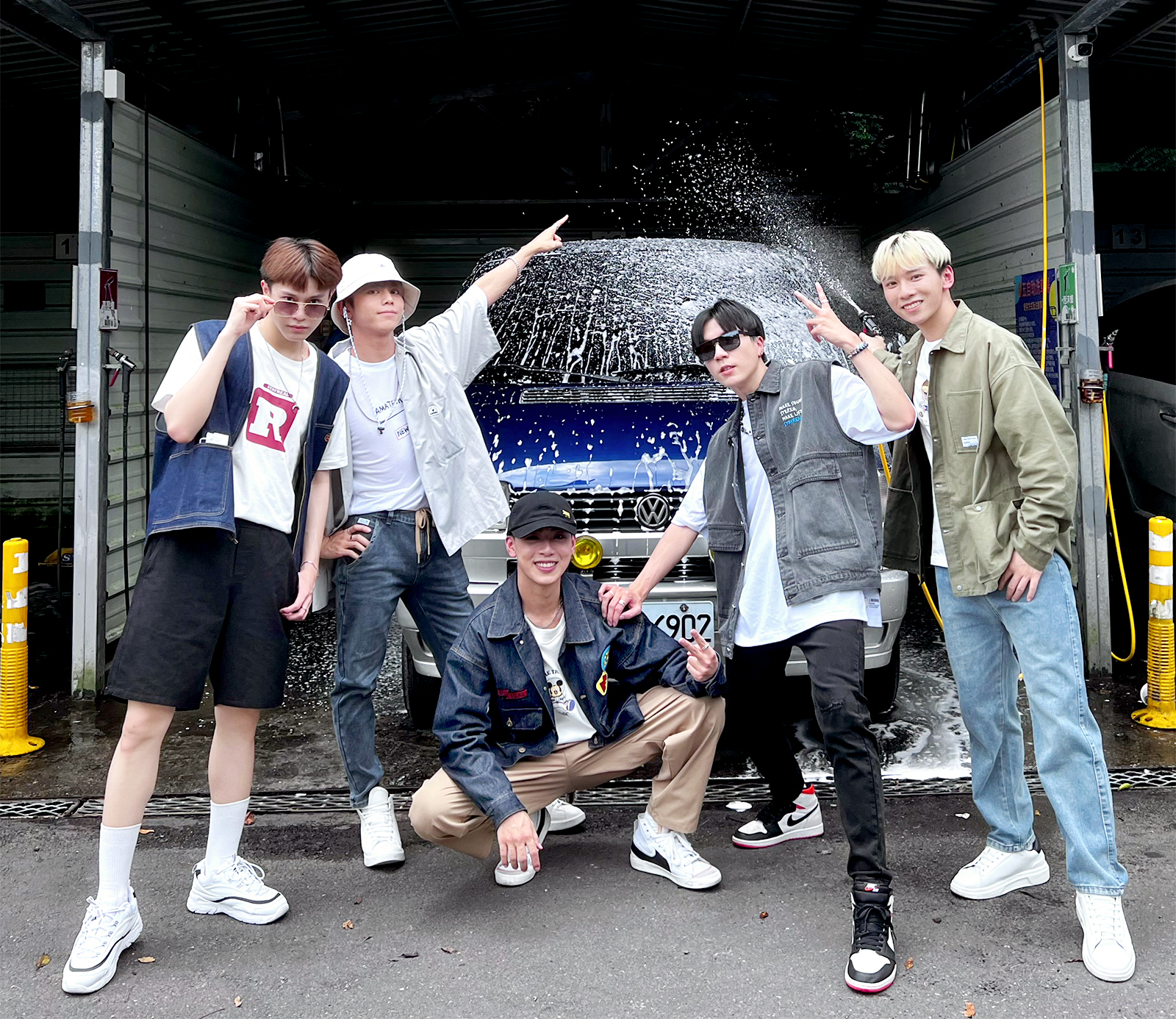 ALL IN 5光是將車子開去洗，就吃足苦頭。（圖／必應創造提供）