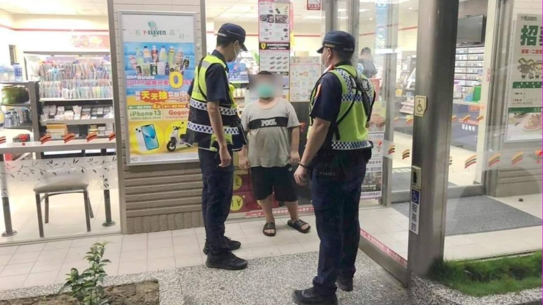 男童貪玩晚歸「怕被大人責罰」 躲超商發呆到深夜