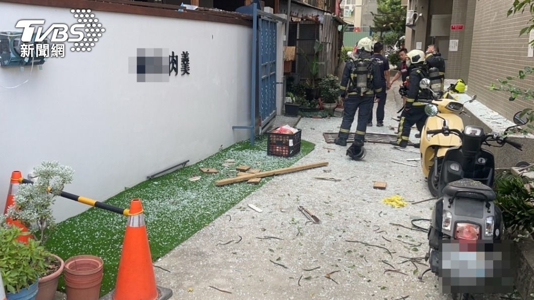 現場為透天住家式小吃店。（圖／TVBS）