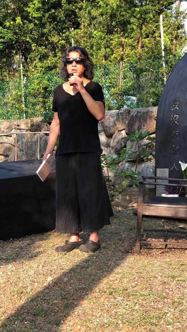 貝嶺在台創立出版社,時常有朋友到住家拜訪,鄰居也因此和他起爭執。(圖/翻攝自貝嶺 臉書)