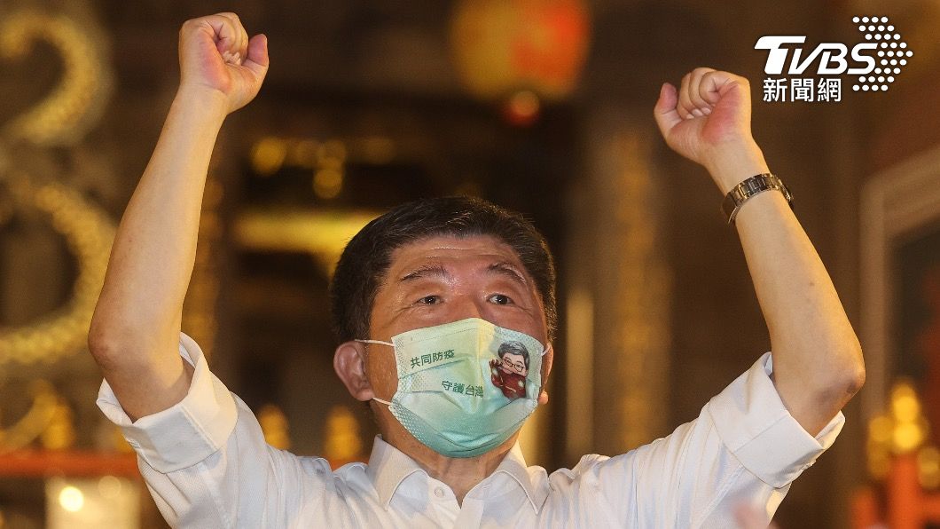 參拜艋舺清水巖同台林昶佐、吳沛憶 陳時中:心疼萬華