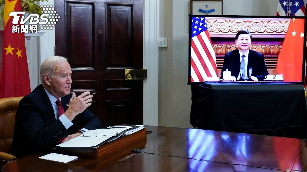 美國總統拜登(Joe Biden)日前與中國國家主席習近平進行通話,習近平警告拜登「(在台灣問題上)玩火必自焚」。(圖/達志影像美聯社)