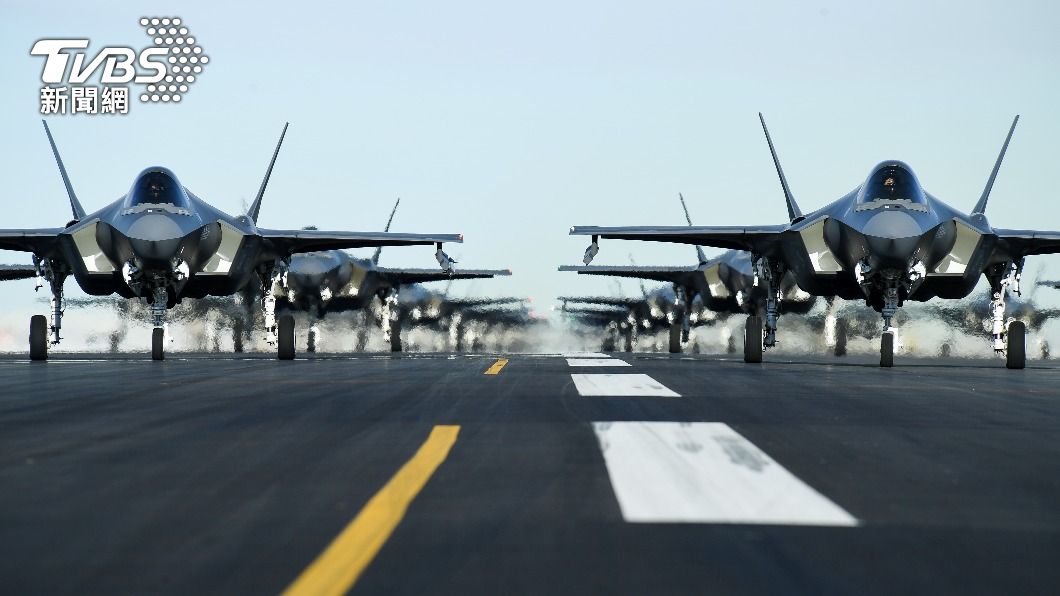 美軍有數百架F-35戰機停飛受檢,部署在海外的軍機是否同步停飛則不得而知。(圖/達志影像路透社)