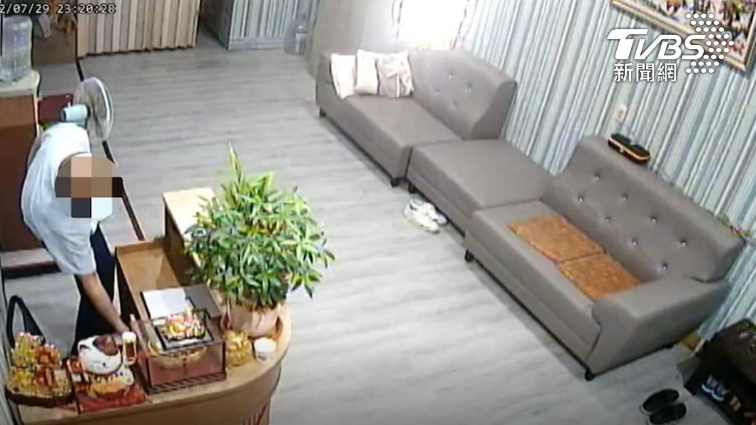 養生館放空城！遭光頭男摸走4千　業者PO網沒報案原因曝