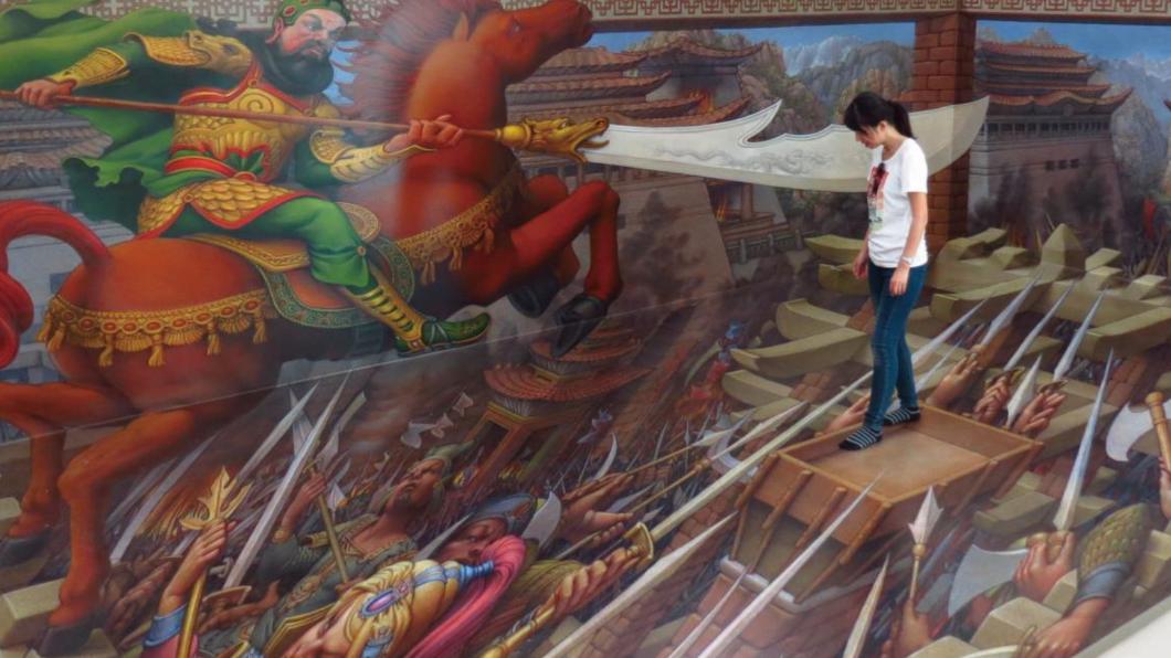 國際3D繪畫大師花了許多時間研究三國演義,投入半年時間,才完成這幅3面地景創作。(圖/翻攝自《神住宿》)