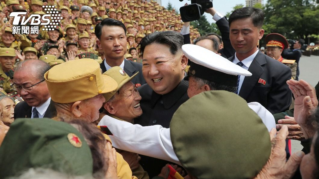 安倍槍擊效應？金正恩公開露面　身邊突現多名貼身隨扈