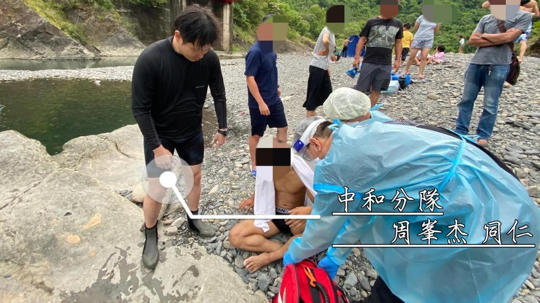 「救護魂」上身!消防員烏來度假聞求救聲 秒下水救溺水少年