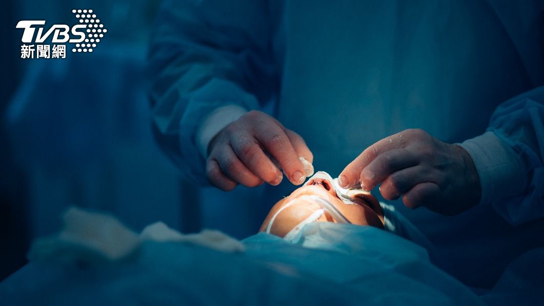 嫌鼻子不夠挺!莽男「看YouTube整形」 臉潰爛險沒命
