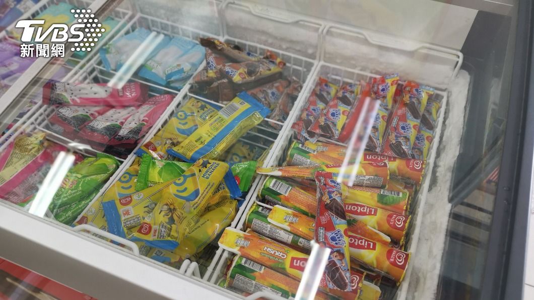 冰品櫃「開超久」被店員罵 男客訴+討拍網不挺:標準奧客