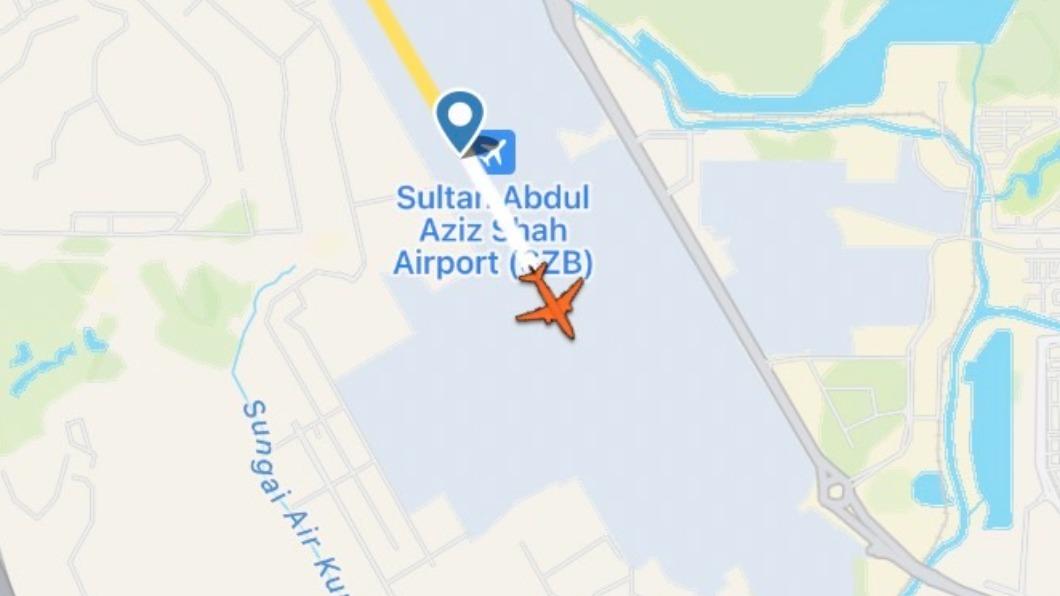 美國眾議院院長裴洛西目前抵達馬來西亞。(圖/翻攝自Flightradar24)