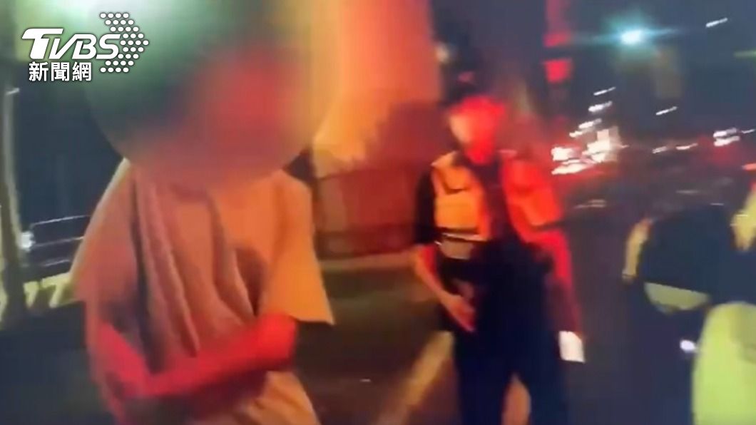 以為半小時就能退酒！男酒駕涉及公危　遭警上銬竟提這要求