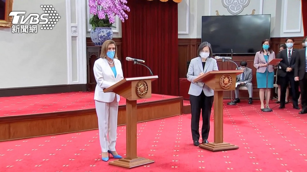 美國眾議院議長裴洛西(Nancy Pelosi)結束「快閃式」訪台行程。(圖/TVBS)