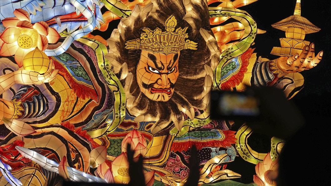 花火大會.睡魔季復活!日本醫療崩潰苦撐