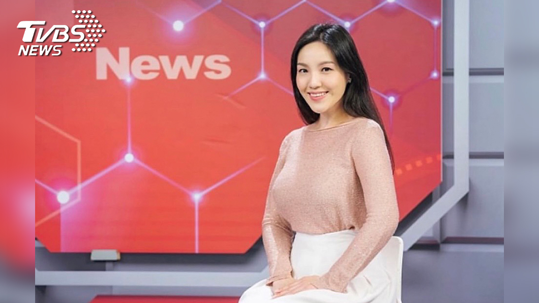 TVBS英語記者介明萱，透過全英語與新聞評論員余文琦連線對談，以美國角度分析裴洛西議長訪台對台的後續可能影響