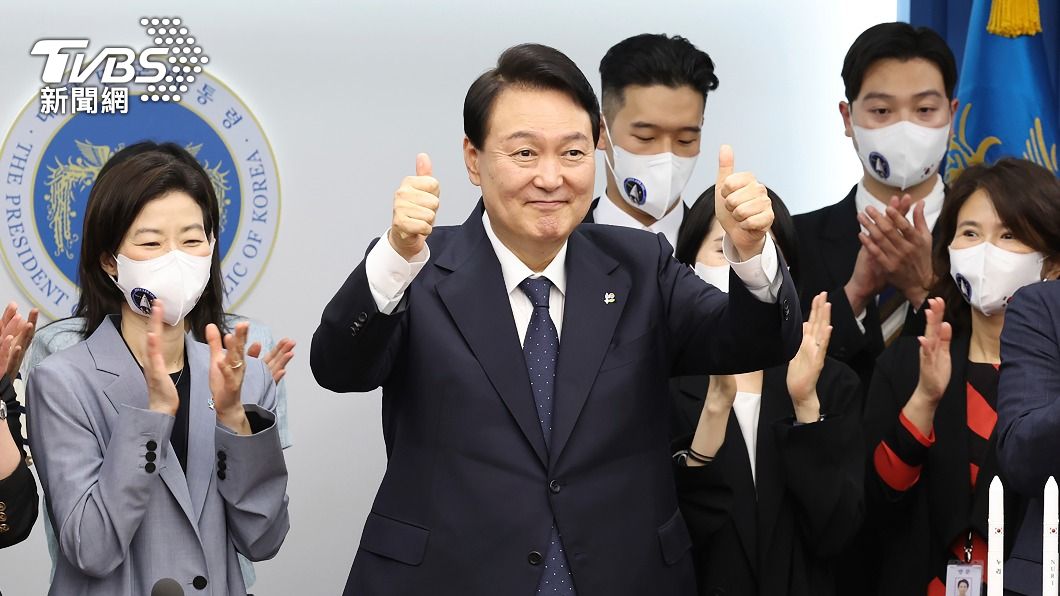 尹錫悅自上任總統後第一次放暑假,因此希望盡量少工作。(圖/達志影像美聯社)