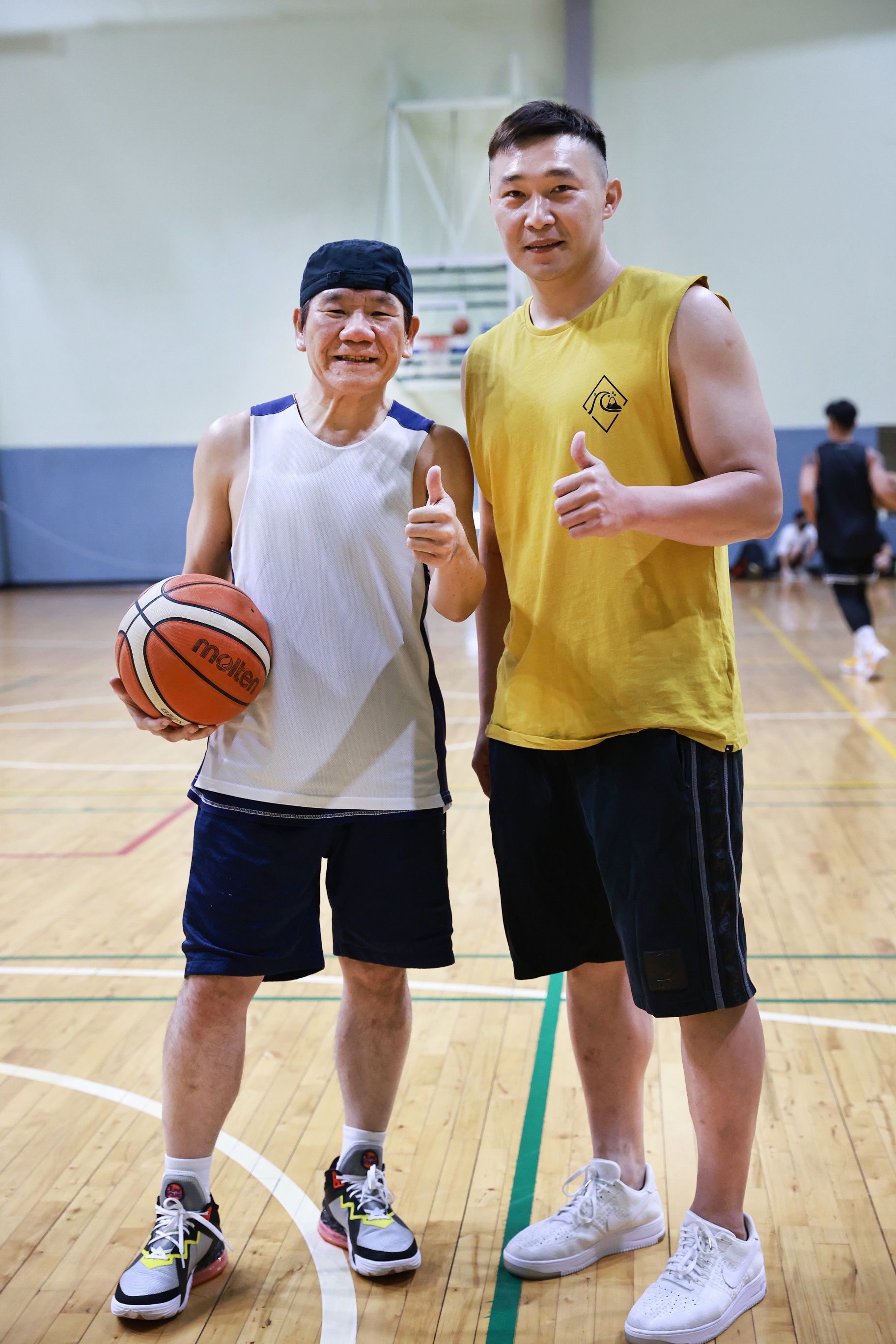 趙傳與張智峰相約打球,提前過父親節。(圖/開麗娛樂提供)