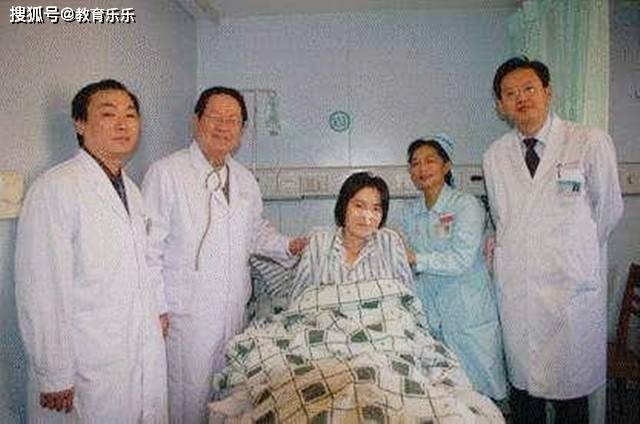 所幸女子最後遇到恩人免費幫她開刀切除腫瘤讓她康復。(圖/翻攝自網易新聞)
