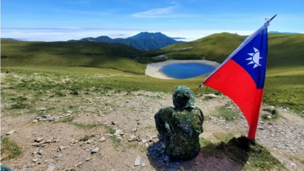 半夜不睡為了什麼?職業軍人百字文逼哭網:想守護台灣每個人