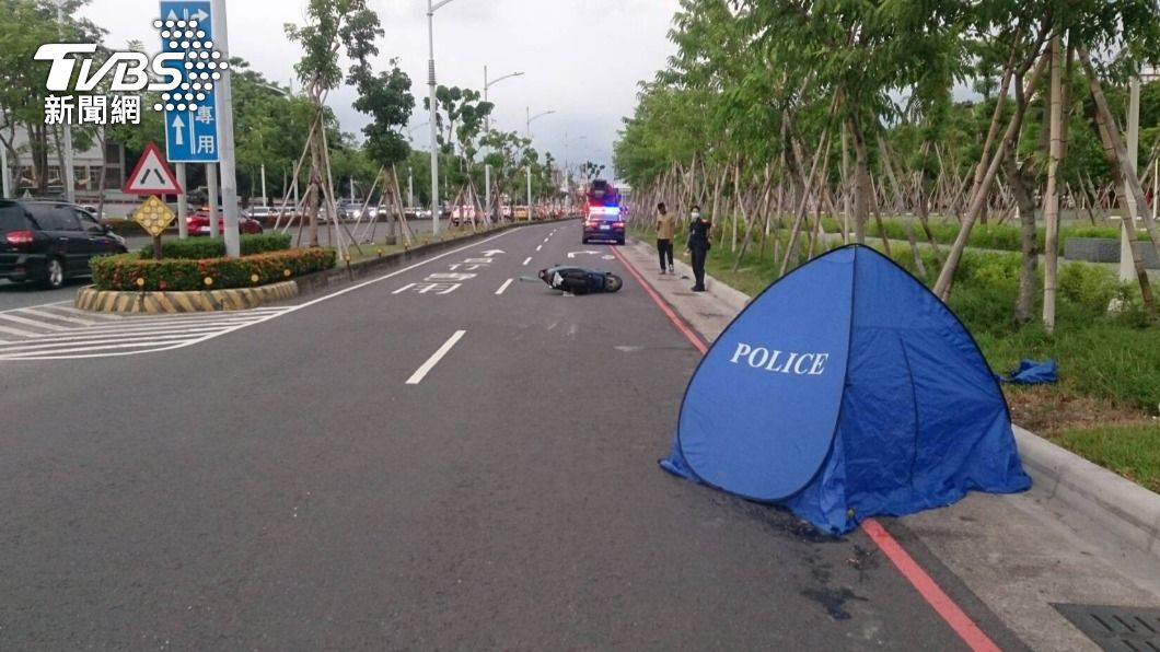 高雄左營傳死亡車禍 5旬婦遭預拌水泥車輾斃