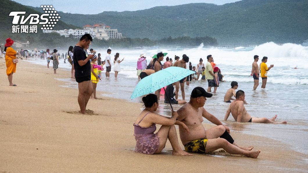 海南宣布全省核酸檢測 三亞封城重創觀光業