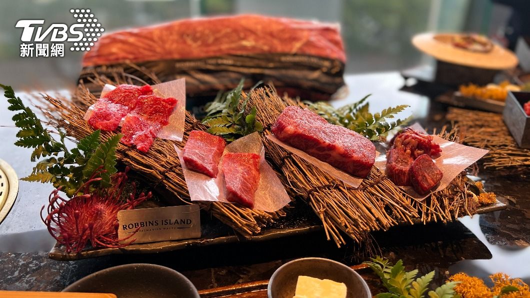 強項的和牛燒肉將部位細分切為19道燒肉。(圖/葉韋辰攝)