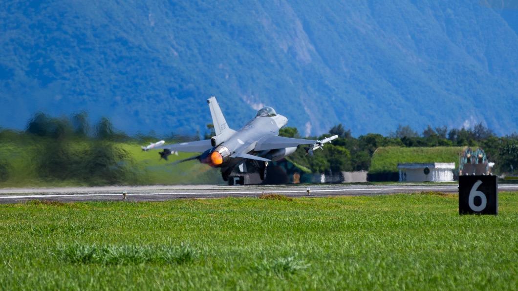 網傳中共入侵花蓮領海 F-16掛載飛彈巡弋破除假消息