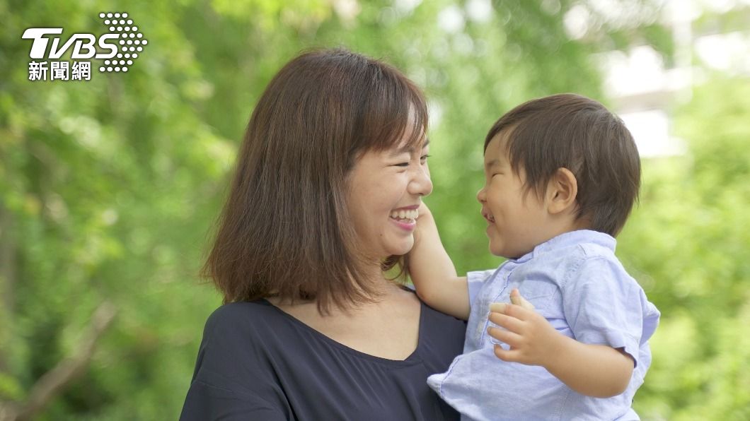 7歲以下孩童體弱,最好別參與中元普渡。(示意圖/shutterstock達志影像)